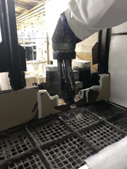 Roboter Kleberauftragszelle B+M Surface System mit Heißluftofen zu verkaufen