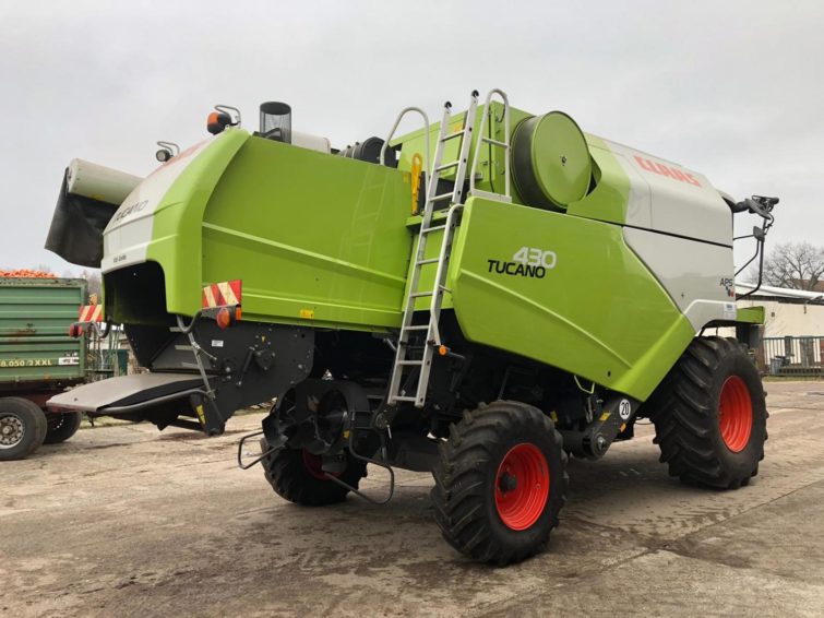 Combine harvester Claas Tucano 430, year of construction 2014 for sale