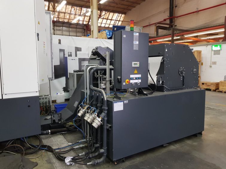 HYUNDAI XH6300 3 + 1-axis horizontal machining center with 2-fold pallet changer for sale