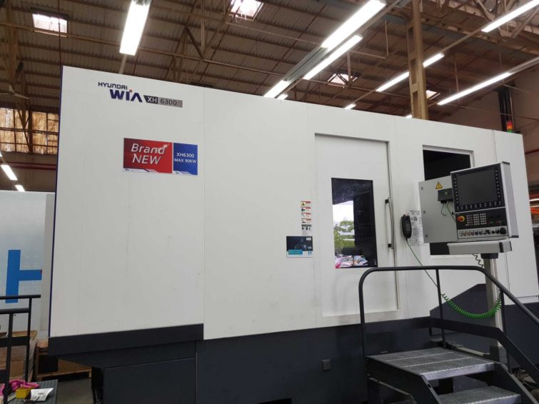 HYUNDAI XH6300 3 + 1-axis horizontal machining center with 2-fold pallet changer for sale