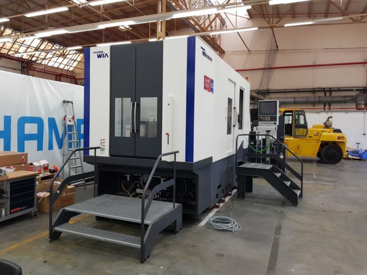 HYUNDAI XH6300 3 + 1-axis horizontal machining center with 2-fold pallet changer for sale