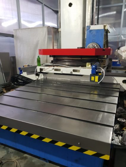 Horizontal machining center 2N636FF4-UHPU-2018 with face plate, hydraulics Boschrexroth, Japanese motors and drives Yaskawa, German electronics RITTAL, ABB, CNC "Baltsystem" for sale