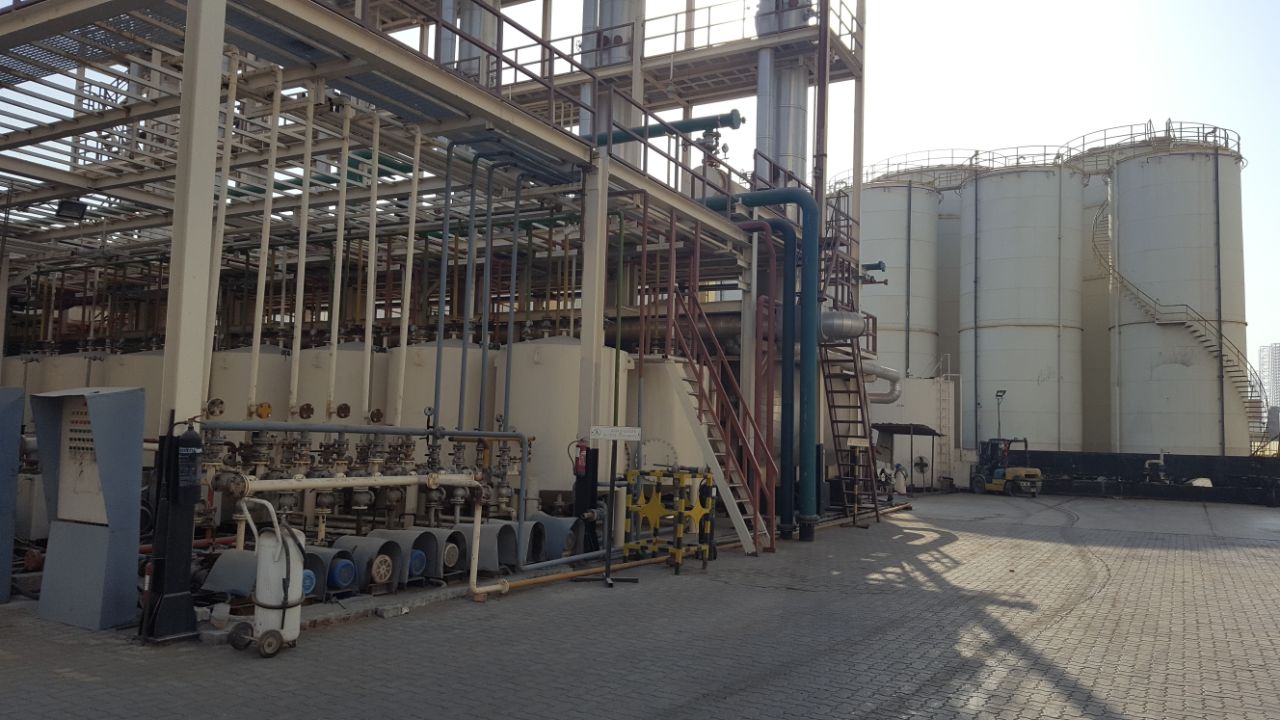 Oil refinery in UAE - MACHIZON
