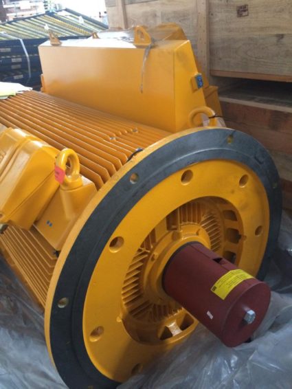 Industrial engine Motor WEG HGF 630 kW 4P 400C / D / E for sale