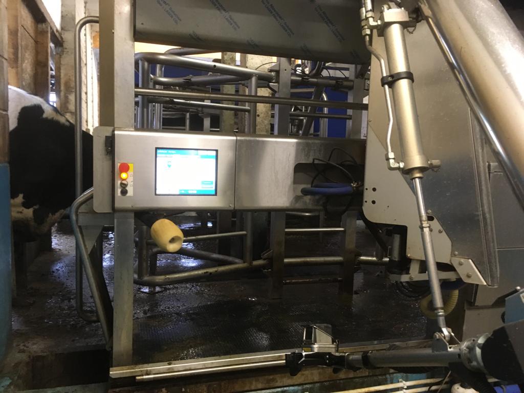 4x DeLaval Melkroboter, Melkanlage, Baujahr 2014 zu verkaufen