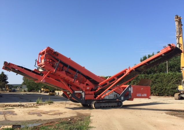 Heavy load screen duty seals SANDVIK QA240 Sifting plants for sale