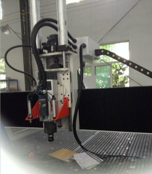 CNC-Fräsmaschine Holzbearbeitungszentrum K1325AT zu verkaufen