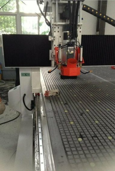 CNC-Fräsmaschine Holzbearbeitungszentrum K1325AT zu verkaufen