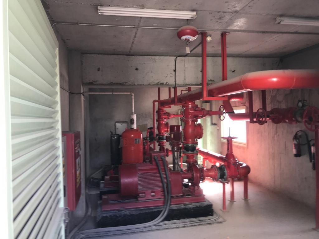 Erdölraffinerie in Dubai zu verkaufen