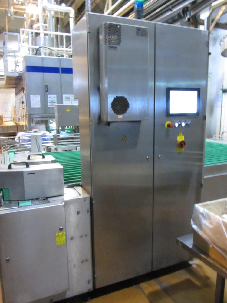 SIG COMBIBLOC Typ CFA 209-32 komplette Getränkeabfüllanlage für Säfte, Milch, Wasser, Softdrinks zu verkaufen
