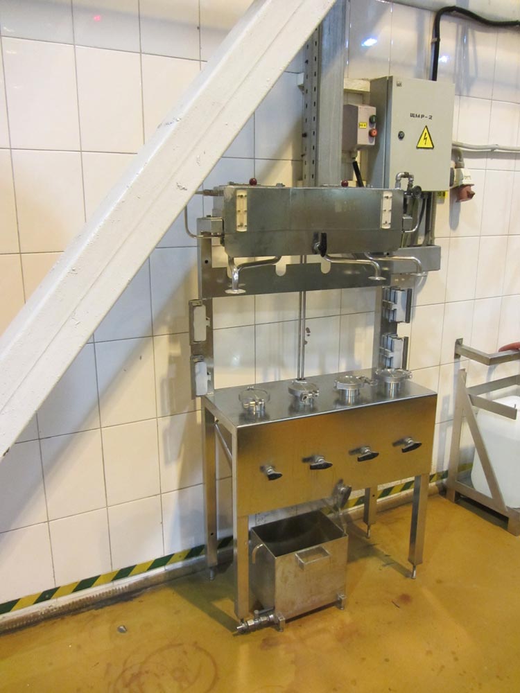 SIG COMBIBLOC CFA 209-32 beverage production filling line for sale