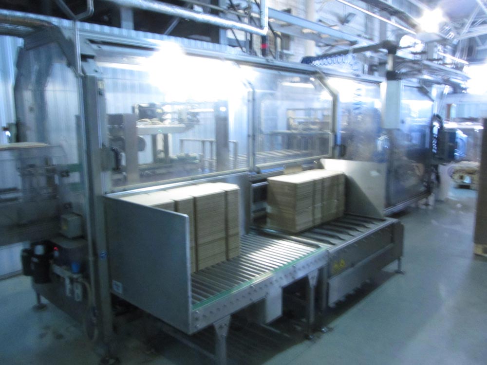 SIG COMBIBLOC CFA 209-32 beverage production filling line for sale