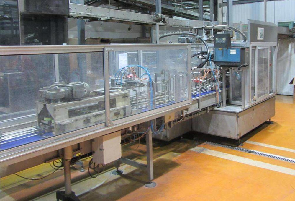 SIG COMBIBLOC CFA 712-32 Getränkeproduktionsanlage Abfüllmaschine zu verkaufen