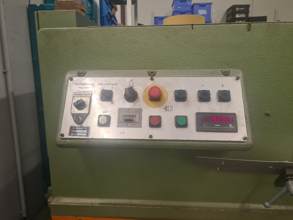 Eisen- und Hammerwerk TSS 4-15 hydraulic guillotine shear for sale