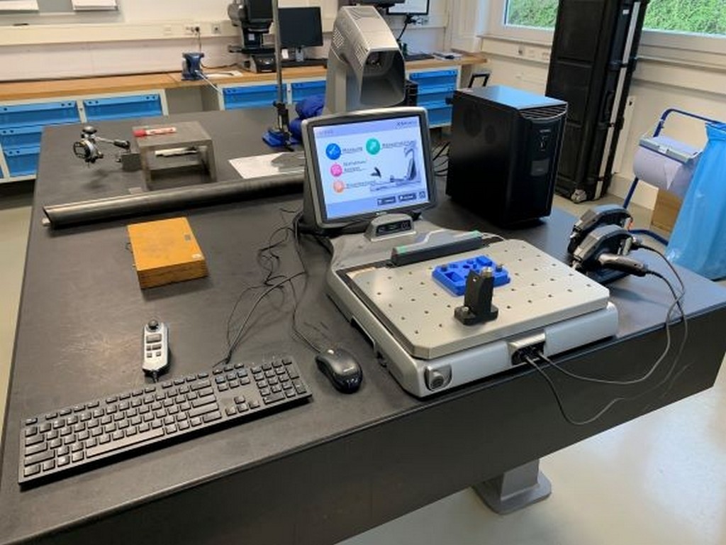 Keyence XM-T2200 bildgeführtes 3D-Koordinatenmessgerät zu verkaufen