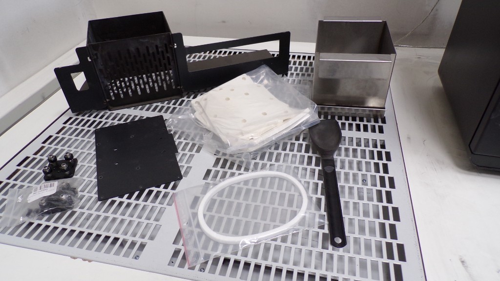 Sintratec S1 SLS 3D-Drucker inkl. Neupulver PA12 und Ersatzdichtungen zu verkaufen