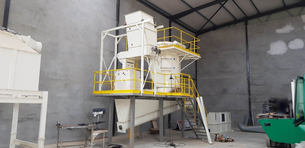 Complete production line plant for wood pellets, chunks, pellets for animal bedding for sale