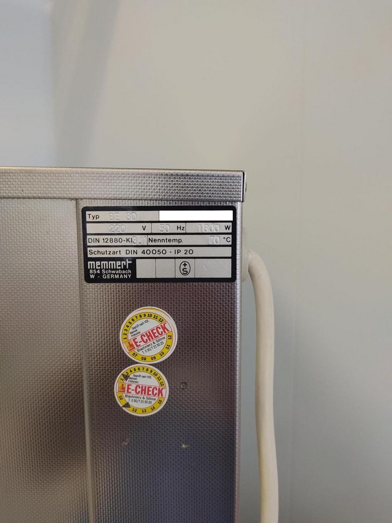 Memmert BE 80 Wärmeschrank zu verkaufen