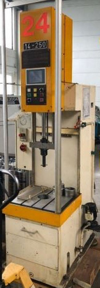 Balzat EUV 14/250 grooving machine for sale