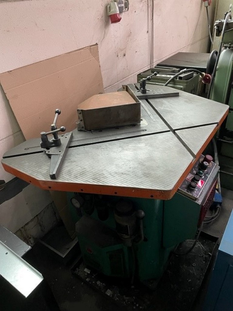 Indumasch notching machine for sale