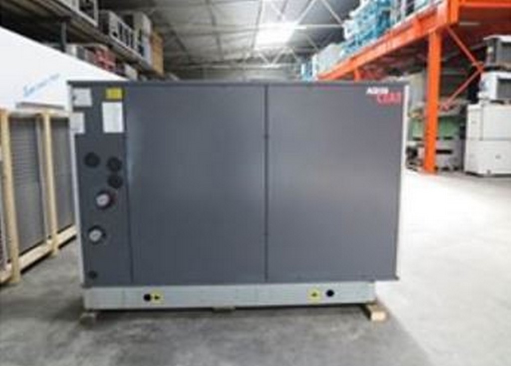 Carrier Klimatechnik CIAT LDC 400Z chiller with the water chiller for sale