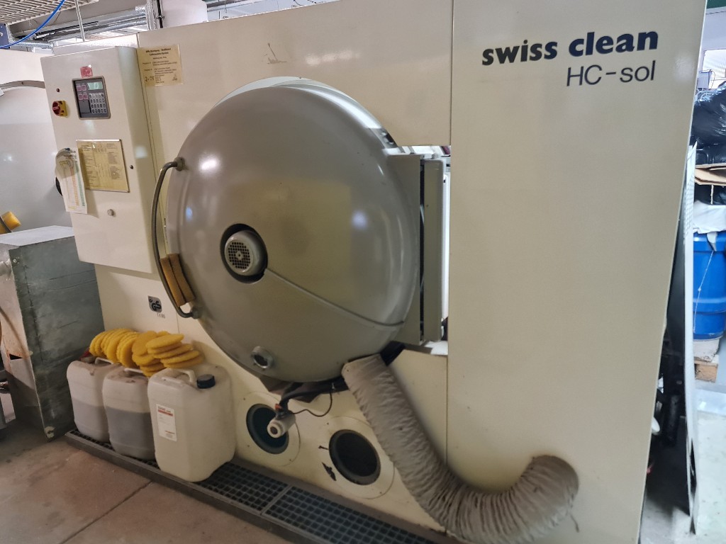 Swiss Clean 3252 / 3350 3x Lederreinigungsmaschinen für Kleidung zu verkaufen
