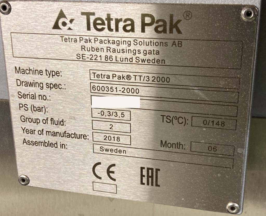 Tetra Pak TT/3 2000 Abfüllmaschine mit Reinigungsstation, Kappenbunker, Kappentransport zu verkaufen
