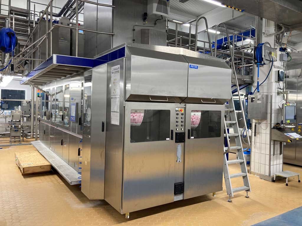 Tetra Pak TT/3 2000 Abfüllmaschine mit Reinigungsstation, Kappenbunker, Kappentransport zu verkaufen