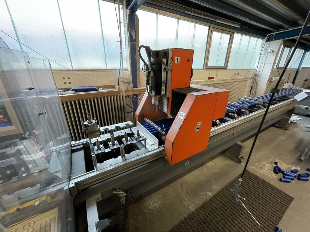 Tekna TK 426/1 3-axis vertical CNC-machining center for sale