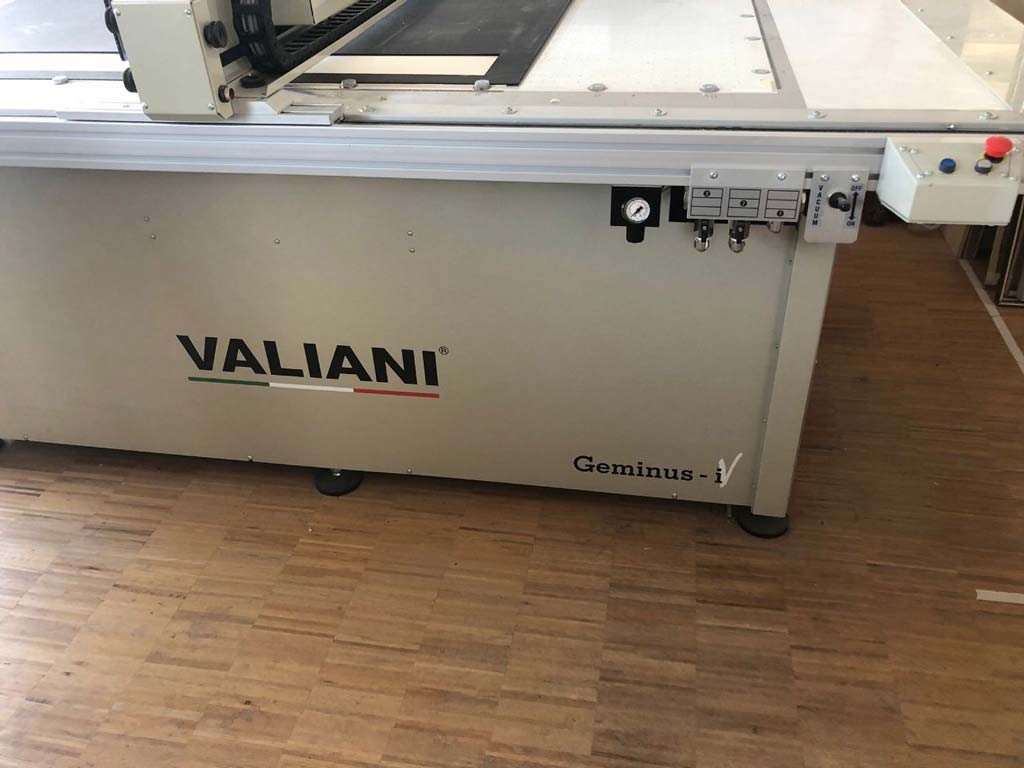 Valiani Geminus-iV Großformattischplotter zu verkaufen