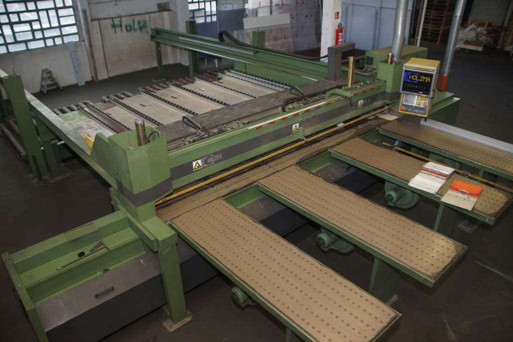 Holzma HPL 81 – 42 Plattenaufteilsäge zu verkaufen