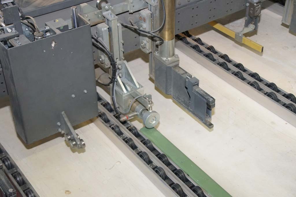 Holzma HPL 81 – 42 Plattenaufteilsäge zu verkaufen