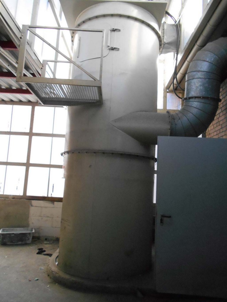 Pre-treatment plant with powder coating booths and painting booths for sale