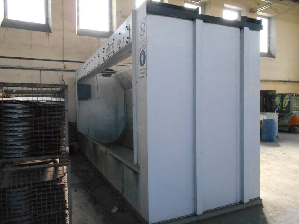 Pre-treatment plant with powder coating booths and painting booths for sale