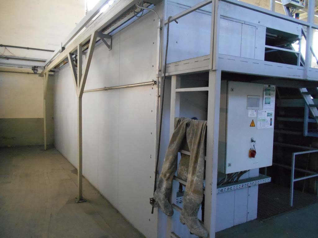 Pre-treatment plant with powder coating booths and painting booths for sale