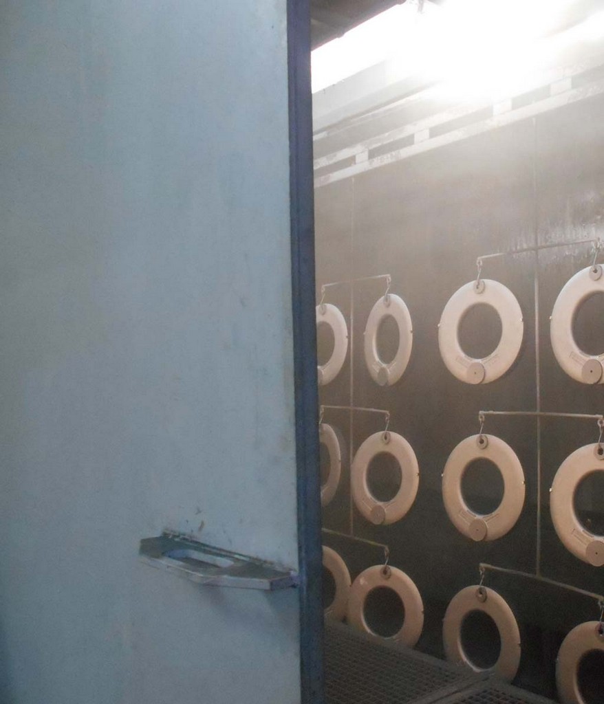 Pre-treatment plant with powder coating booths and painting booths for sale