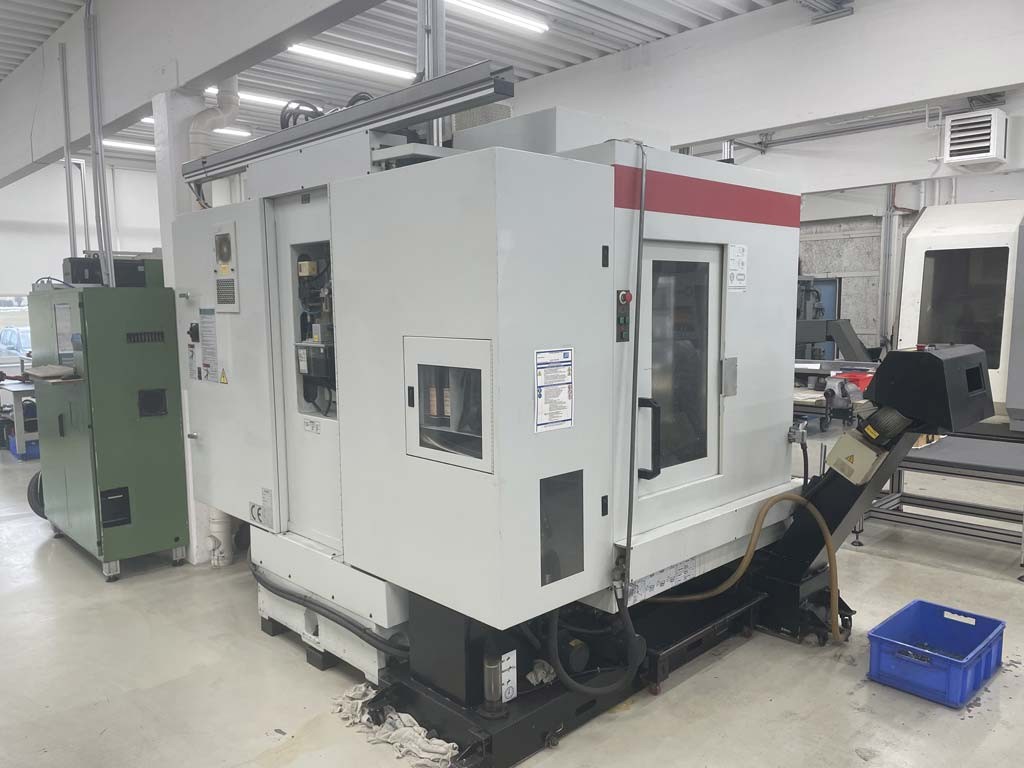 Quaser MV204IIE Fräsmaschine zu verkaufen