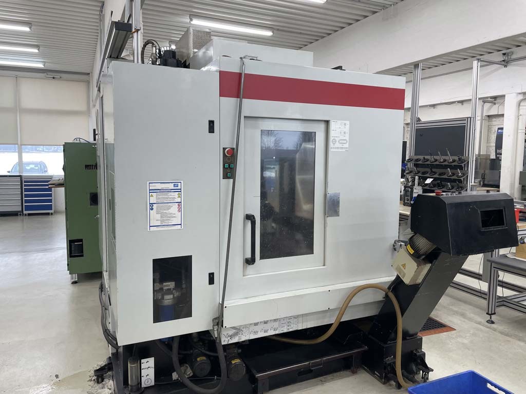 Quaser MV204IIE Fräsmaschine zu verkaufen