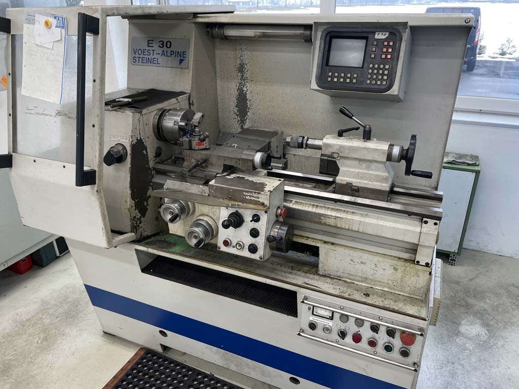Weiler/Voest-Alpine E30 Drehmaschine zu verkaufen