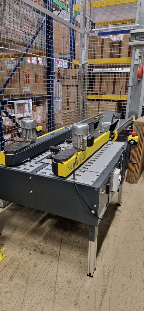 Siat Nastro-SB Bodenverschließmaschine und halbautomatischer Kartonaufrichter inkl. des Kompressors zu verkaufen