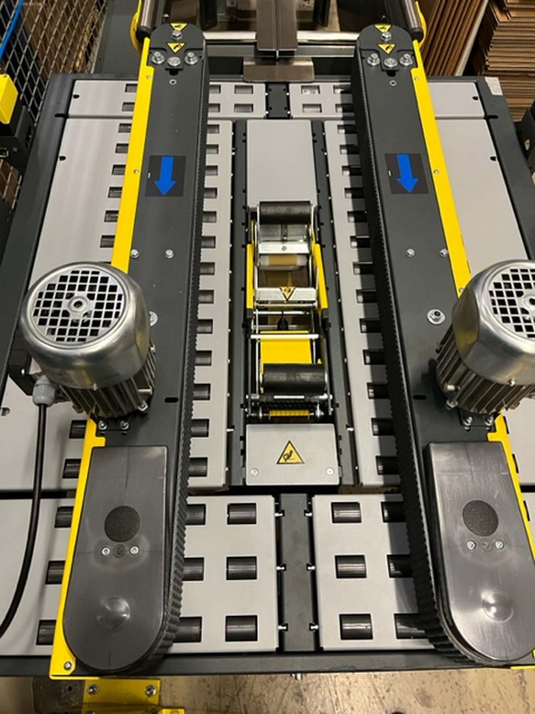 Siat Nastro-SB Bodenverschließmaschine und halbautomatischer Kartonaufrichter inkl. des Kompressors zu verkaufen