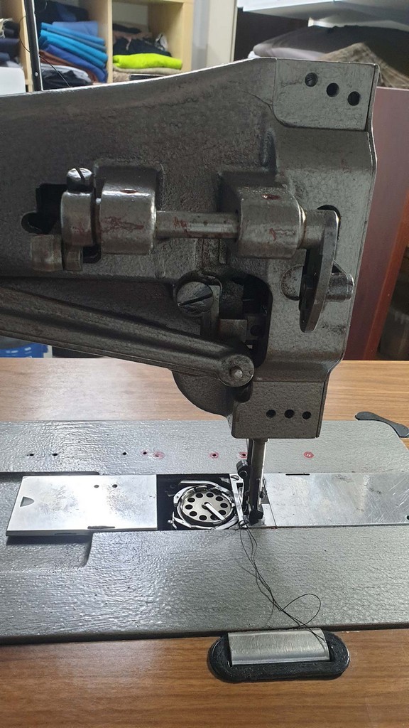 Singer 144B8BL-20 industrial sewing machine for sale