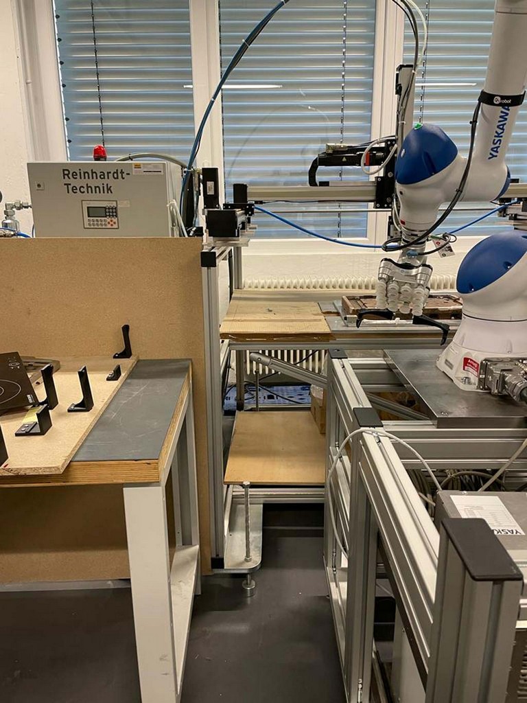 Yaskawa YR-1-06VXHC10-A00 kollaborativer Roboter zu verkaufen