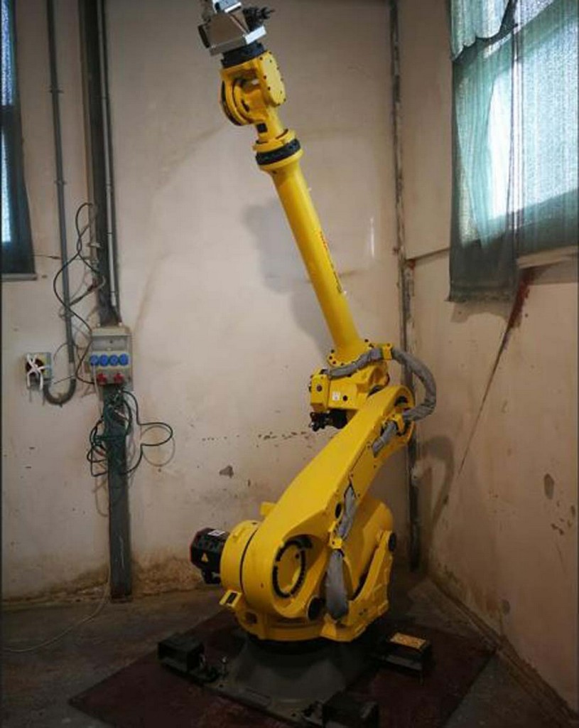 Fanuc R-2000iC125L Roboter zu verkaufen