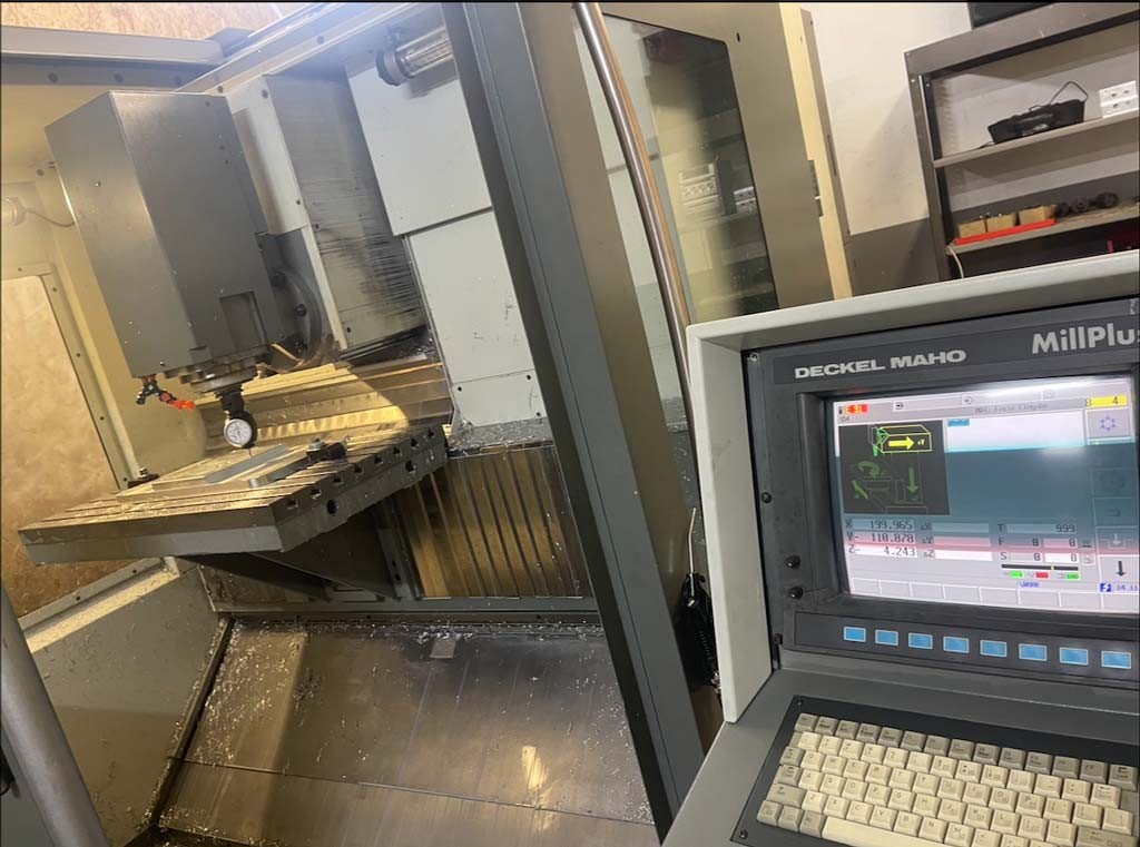 MAHO DMU 60 E 3-axis-CNC-machining center for sale