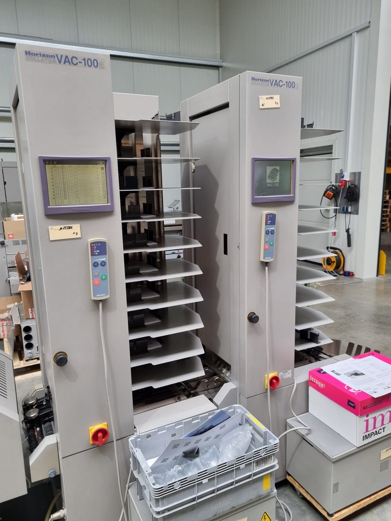 Bourg VAC – 100 Zusammentrage- und Broschürenmaschine zu verkaufen