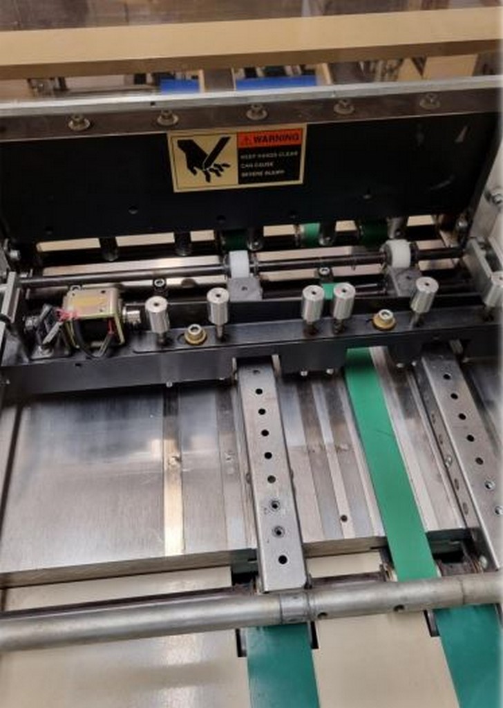 Bourg VAC – 100 Zusammentrage- und Broschürenmaschine zu verkaufen