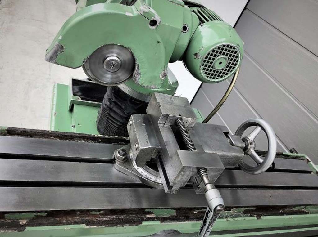 3x Metallbearbeitungsmachinen Werkzeugschleifmaschinen zu verkaufen