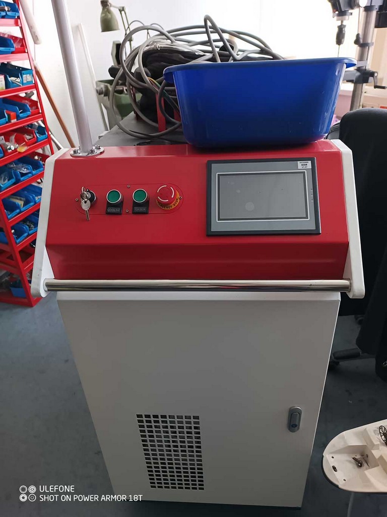 Jinan LXC-1500W CNC-Laserstrahlmaschine zu verkaufen