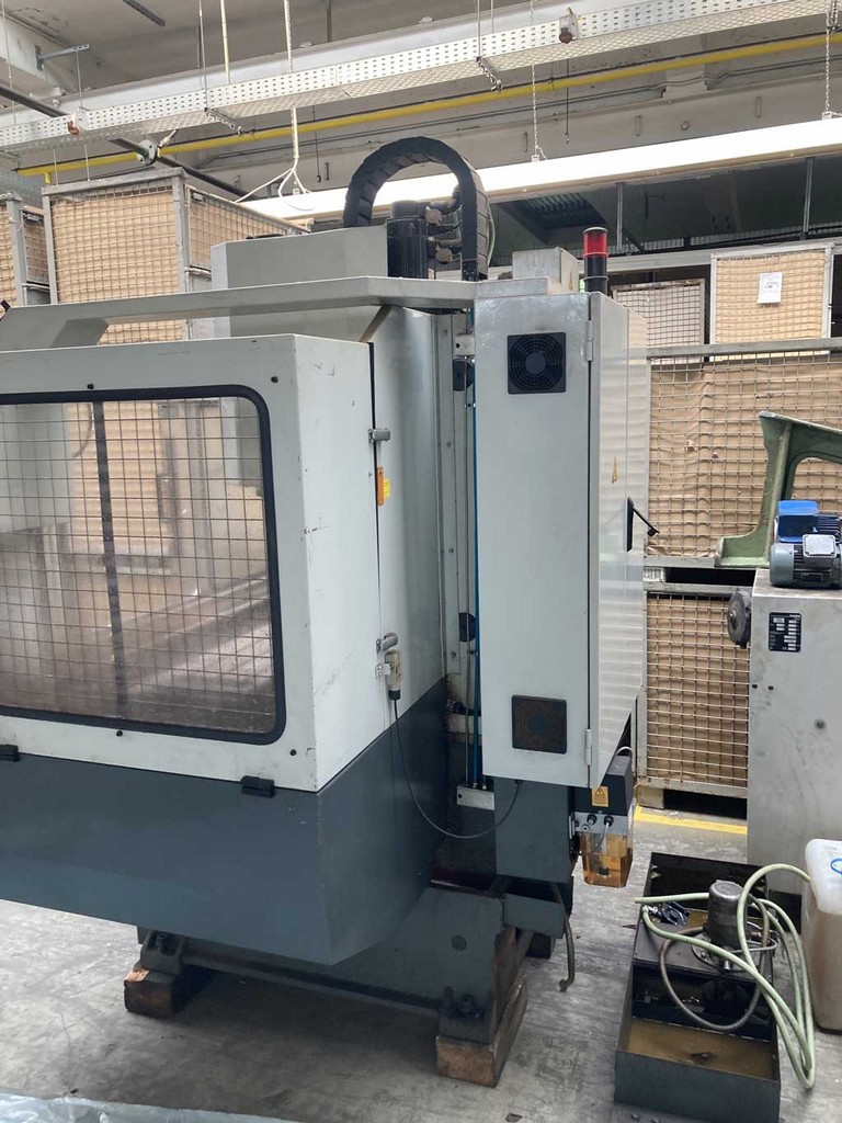 Optimum F 100 CNC milling machine for sale